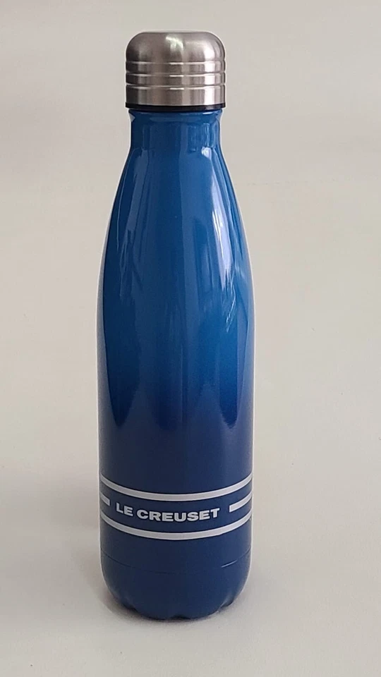 Botella de hidratación aislada Le Creuset Marsella 17 oz Foto 4 de 4