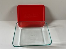 Pyrex 7210 3-Cup Glass Food Storage Plus Dish w/ Matching 7210-PC 3-Cup Red Lid