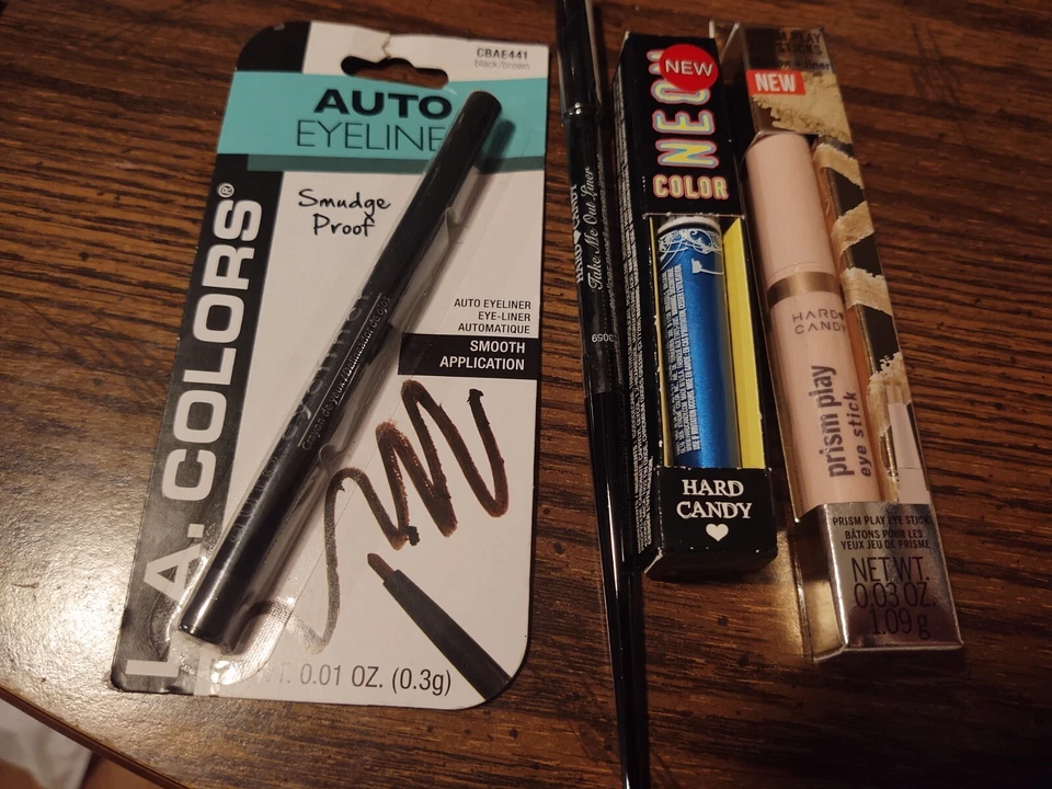 Lot Of 4 Eye Liner/Pencils Makeup. Hard Candy And L.A. Colors - Image 3 of 3