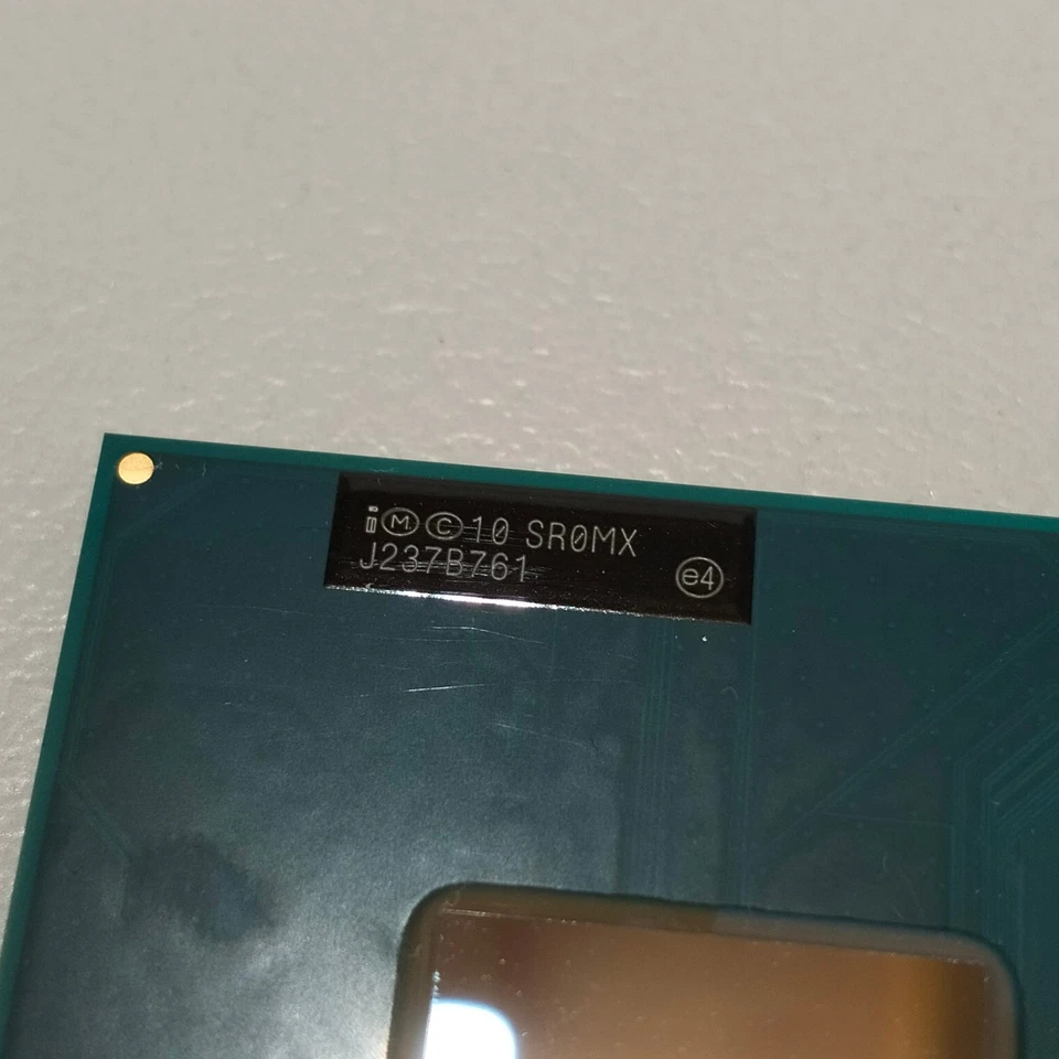 Genuine Intel Core i5-3320M CPU 2.60GHZ 3MB 35W 2C 4T Processor PGA988 SR0MX - Image 2 of 4