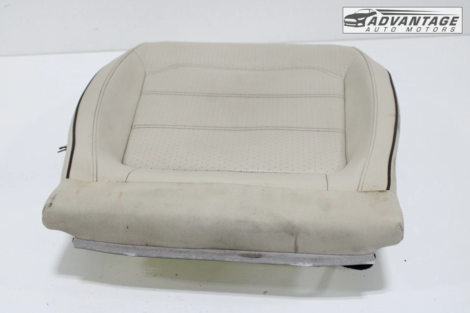 VOLKSWAGEN PASSAT A33 2016-2018 ASIENTO INFERIOR CONDUCTOR DELANTERO IZQUIERDO COJÍN OEM Foto 3 de 4