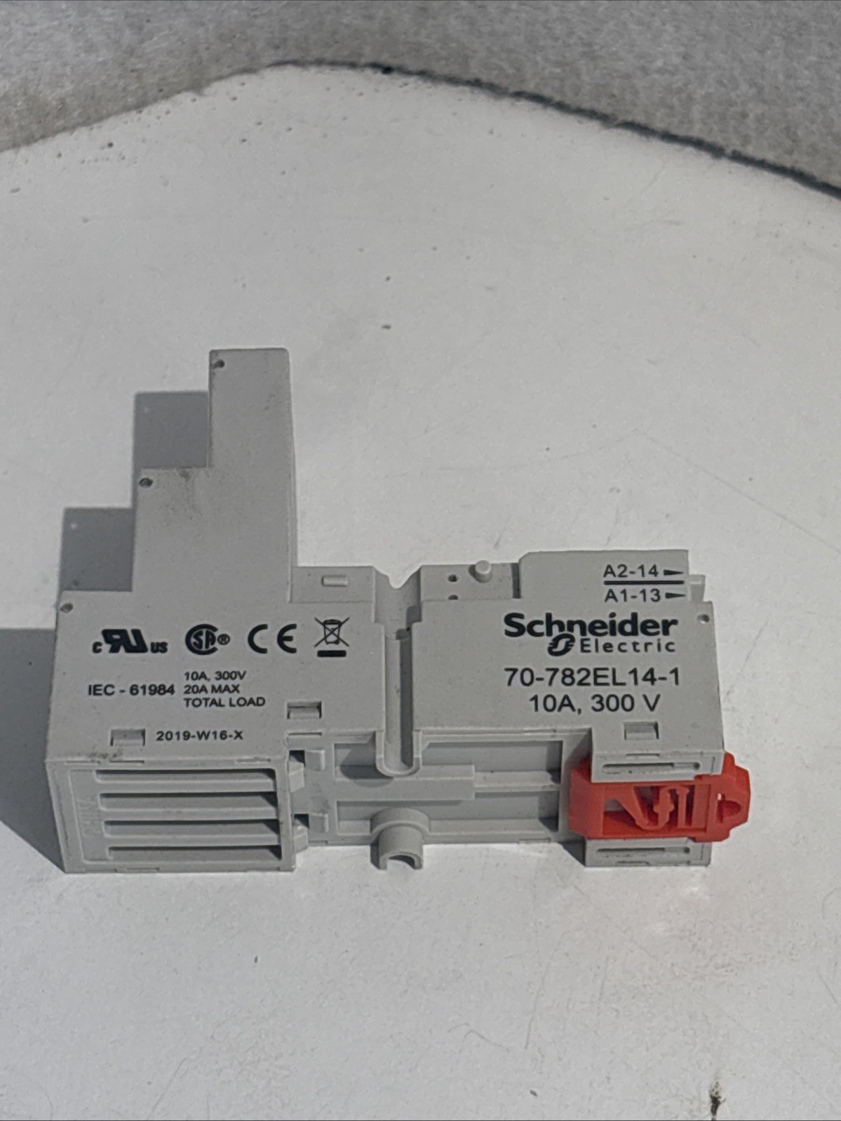 Schneider Electric 70-782EL14-1