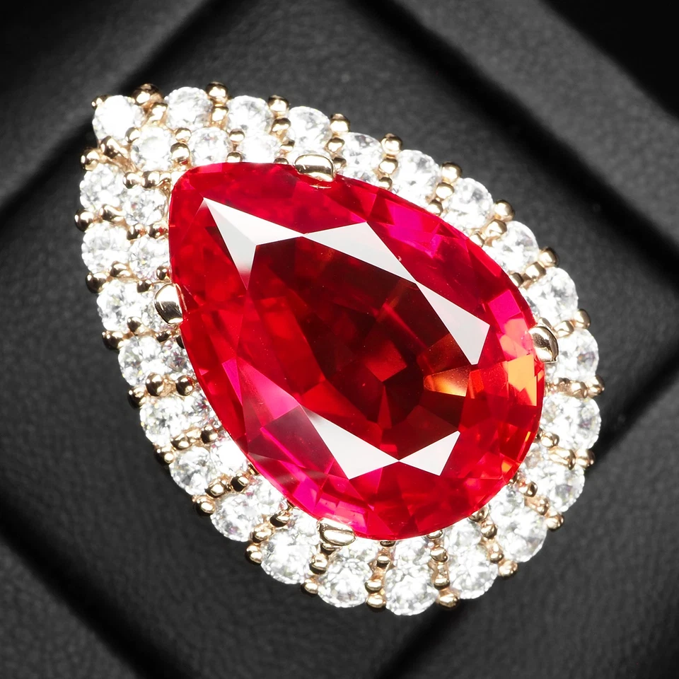 Preciosos anillos con halo de pera hechos a mano de plata de ley 925 de 19,70 quilates de zafiro rojo fuego Foto 2 de 4