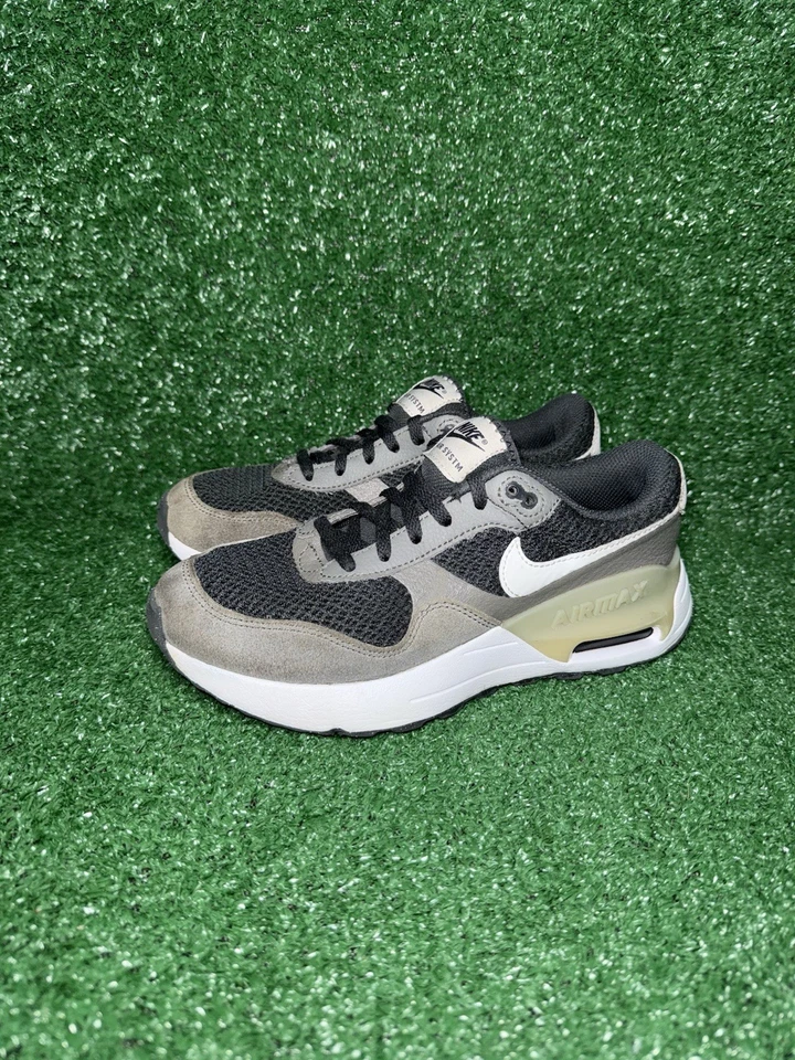 Nike Air Max System Boys Size 4Y White Gray Athletic Shoes Sneakers DQ0284-002 - Image 4 of 4