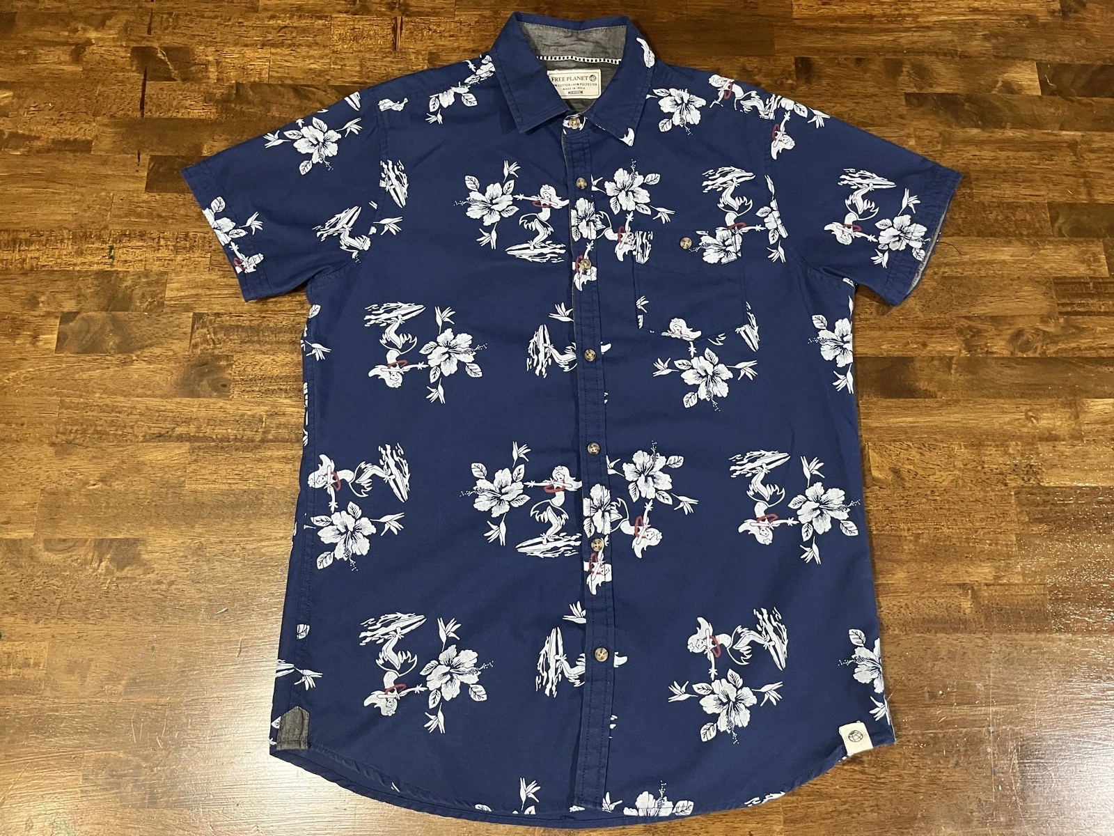 Free Planet Surfing Hula Girl Hawaiian Shirt Sz Medium Blue Short Sleeve Button