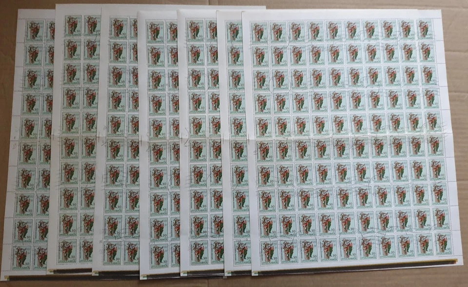 Selos da Iugoslávia: seleção de 27 folhas de selos de 100 selos #A4047 - Imagem 4 de 4
