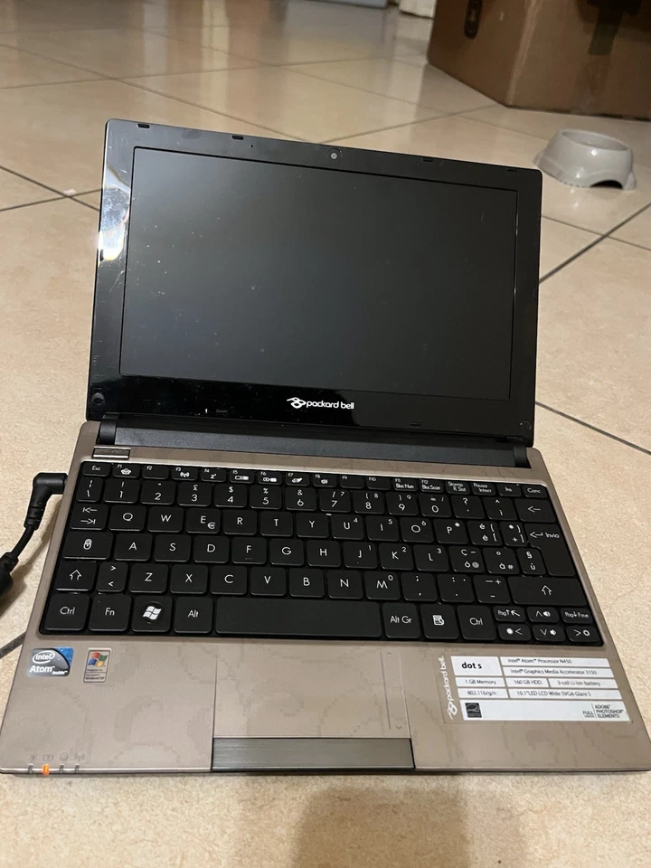 💻  Packard Bell Dot S – Netbook con Windows XP - Immagine 3 di 4