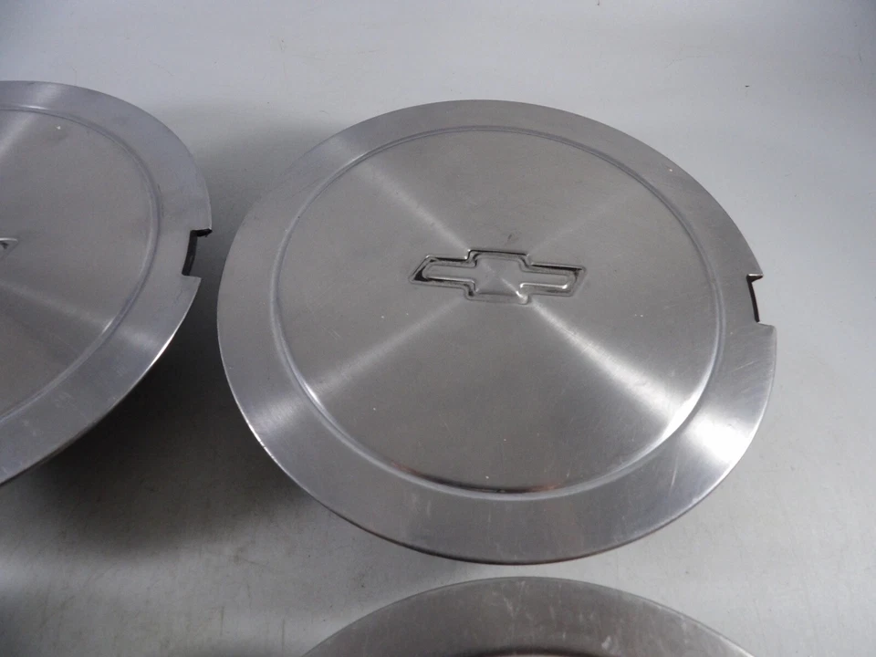 Set of 1987 1988-1991 Chevrolet Beretta Corsica Wheel Center Cap Cover 10055252 — 第 4/4 张图片