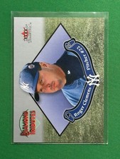 2002 Fleer Tradition Roger Clemens #8 of 15DT Diamond Tributes