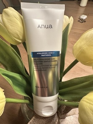 Anua 8 Hyaluronic Acid Hydrating Gentle Foaming Cleanser 150ml