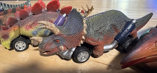 DINOBROS Dinosaur Toy Pull Back Cars,5 Pack Dino Toys for 3 Year Old Boys Girls - Picture 2 of 11
