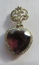 AUTHENTIC SMITHSONIAN INSTITUTION FAUX AMETHYST CRYSTAL HEART BROOCH PIN