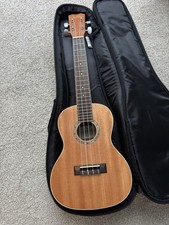 Cordoba 15CM Concert Ukulele Mahogany Body Natural Finish 4 Strings with Bag