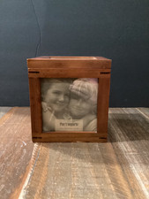 PIER 1 IMPORTS PHOTO PICTURE FRAME STORAGE BO...