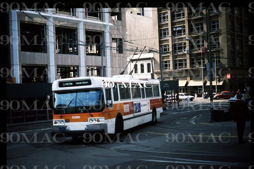 SF MUNI. FLYER TROLLEYBUS #5090. San Francisco (CA). Original Slide 1987.