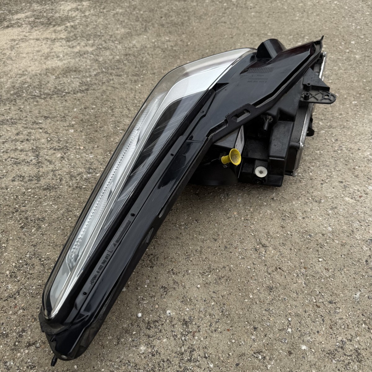 2015-2019 Cadillac CTS Left Driver Side HID Headlight OEM 23458643