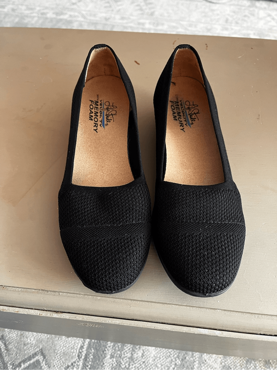 Life Stride Immy Black Velocity Stretch Memory Foam Flats sz EUC
