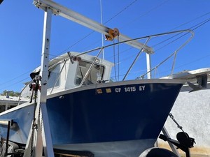 3,000 Lbs  Gantry Hoist  with Trolly