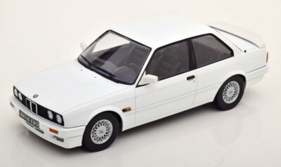 BMW 320iS E30 Italo M3 weiß 1989 1:18 KK Scale 180882