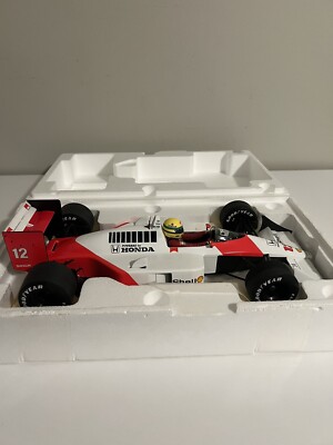 Miniature 1:12 McLaren Honda MP4-4 1988 Ayrton Senna World