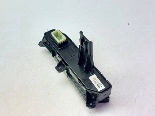 HYUNDAI IONIQ 2018 HEATED SEAT STEERING WHEEL CONTROL SWITCH 93300-G2810 - Picture 8 of 14
