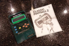 MATTEL Football 2 Vintage Electronic Handheld Tabletop  Video game Gorgeous  R1