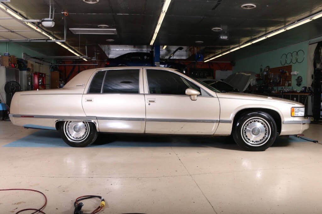 1994 Cadillac Fleetwood for sale in Hendersonville Tennessee