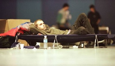 Patrick Laviolette a homeless man lies on a makeshift bed 10 Janua- Old Photo 1