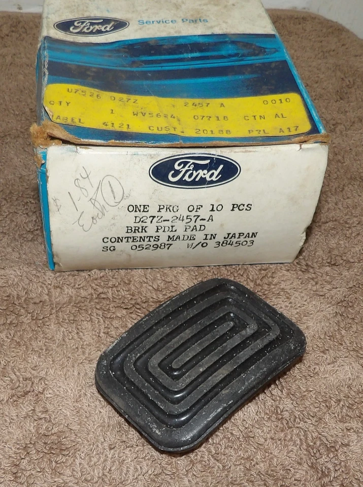 1972 1973 1974 1975 Ford Courier Mazda B1600 Pickup NOS CLUTCH BRAKE PEDAL PAD - Image 2 of 3
