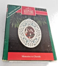 Porcelain Photo Frame  Hanging 1992  Hallmark  Ornament ~Memories To Cherish