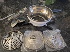 OXO Good Grips Stainless Steel Food Mill All Parts Included Great Condition