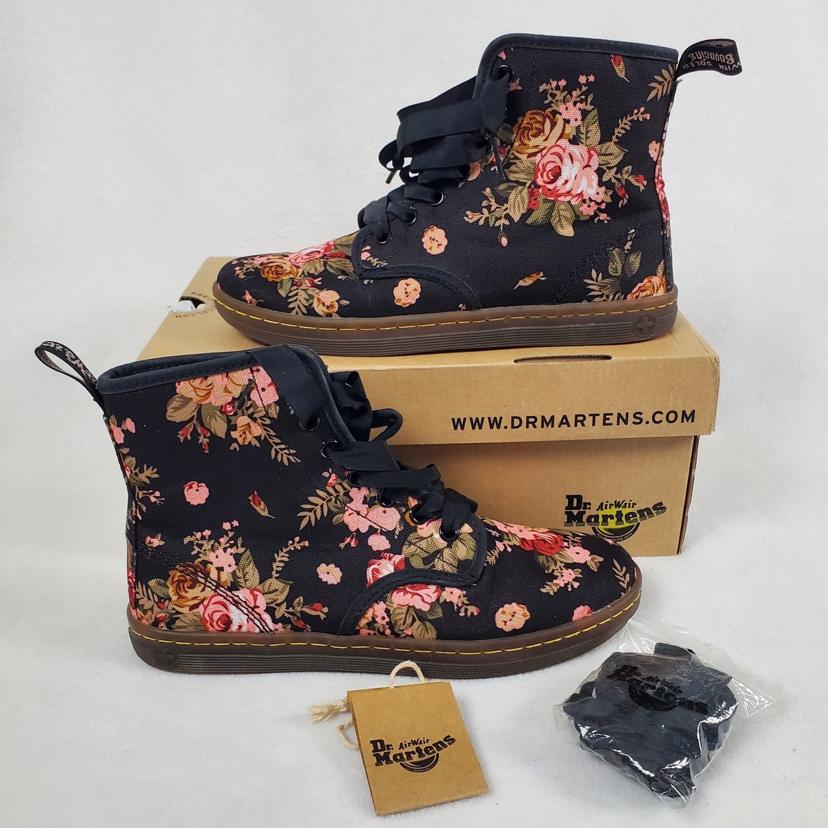 DR MARTENS Shoreditch Black Pink Floral Canvas Victorian