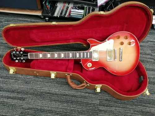 GIBSON LES PAUL STANDARD’50S Cherry Sunburst Electric Guitar Used From Japan