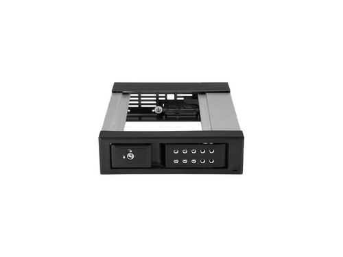 StarTech HSB1SATSASBA 5.25 to 3.5 Hard Drive Hot Swap Bay - Aluminum - Trayless - Picture 4 of 5