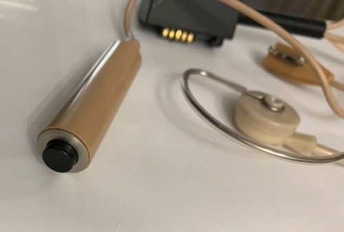 Telex 60012-040 Telethin Magnetic Earset & Mic Receiver - Picture 4 of 6