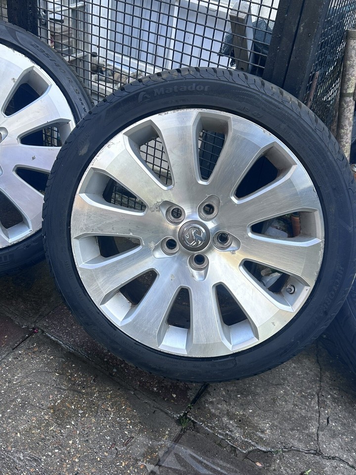 Vauxhall Insignia Elite 19" Alloy Wheels And Tyres. eBay