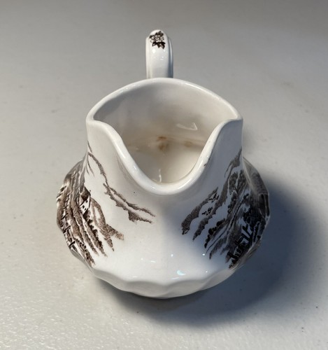 Vintage Ridgway Staffordshire “Country Days”Creamer and Sugar Bowl Set England - Picture 2 of 9