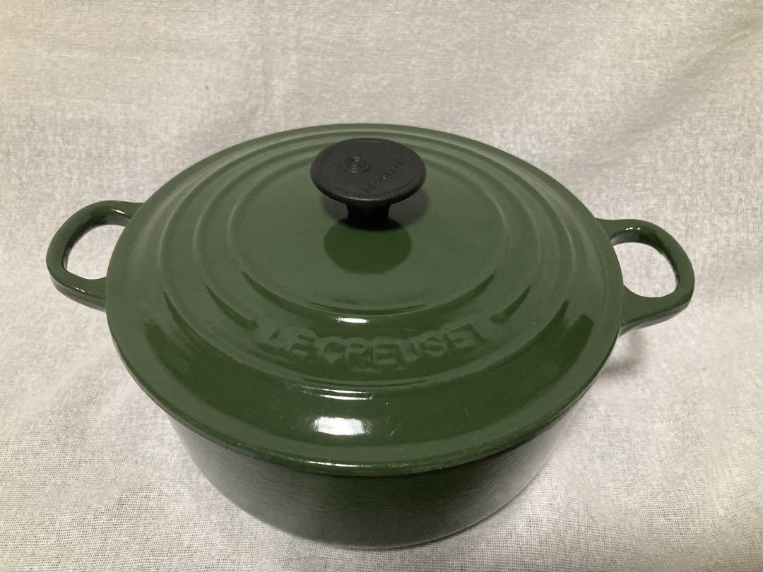 【おまけ付き】LE CREUSET B/S Round Cocotte 20cm Le Creuset Cocotte Ronde 20cm Moss Green Discontinued Color No Box