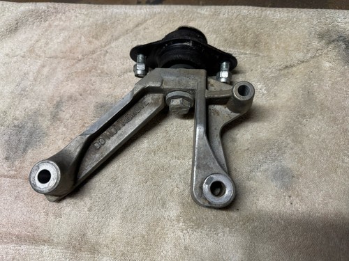 96 - 02 Tube Frame Buell M2 X1 S1 S3 Mount Front Isolator L0149.K 16271-99Y