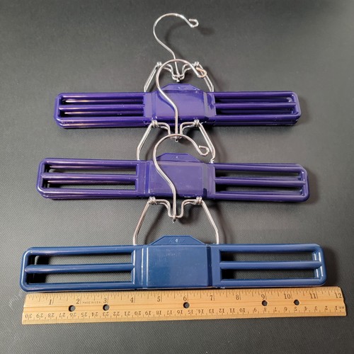 Vtg Lot of 2 Tamor Plastic Clamp Hangers Pants Skirts Trousers Blue And Purple - Picture 3 of 3