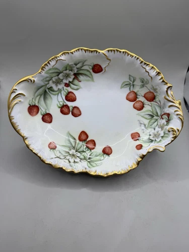 Limoges Pair Point Strawberry Bowl Hand Painted Gilt, 9” X 6.5” X 1.75”