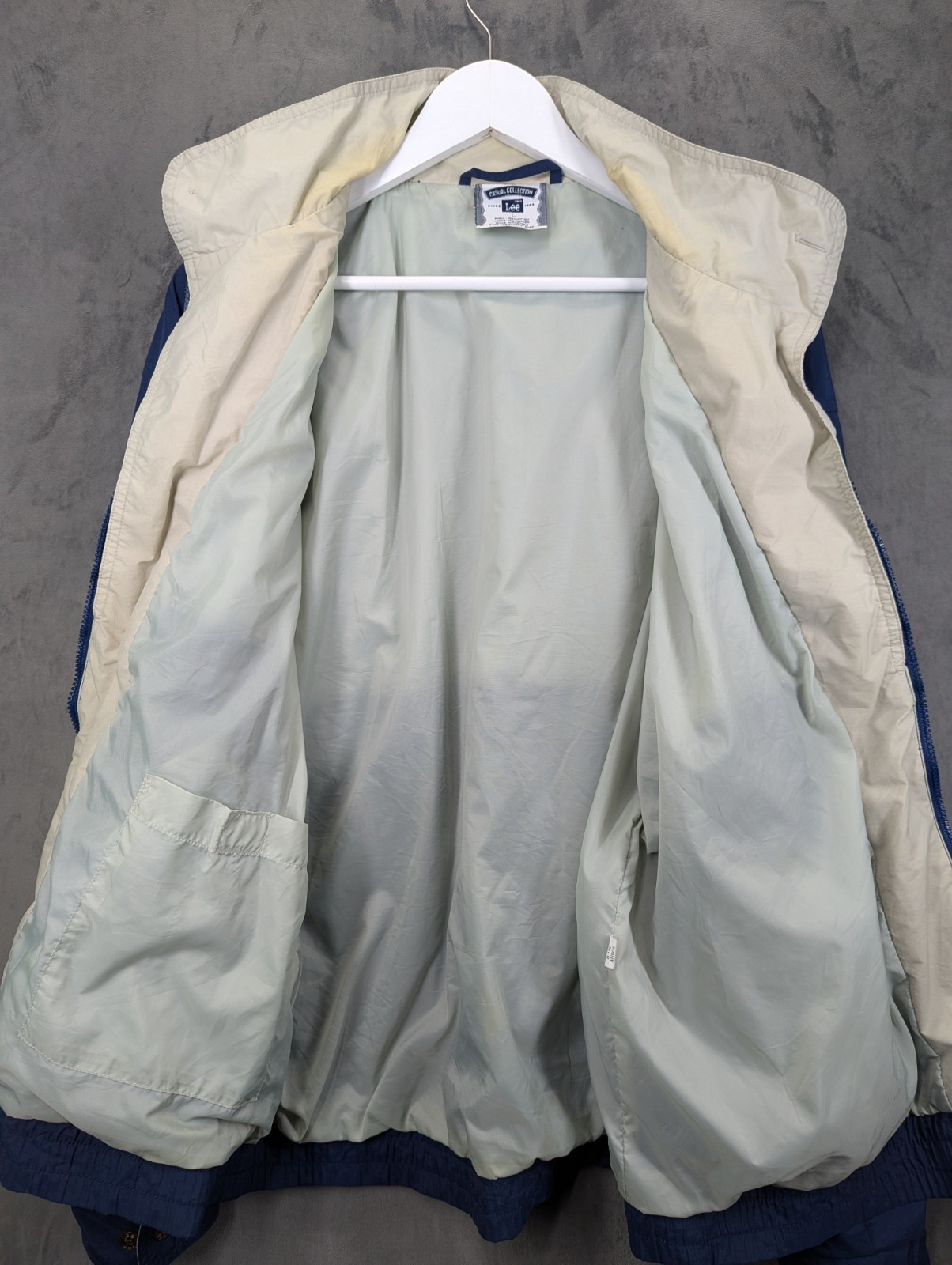 Vintage Lee Windbreaker Jacket Men's Size XL (USA Large) Nylon Full Zip Blue image 4