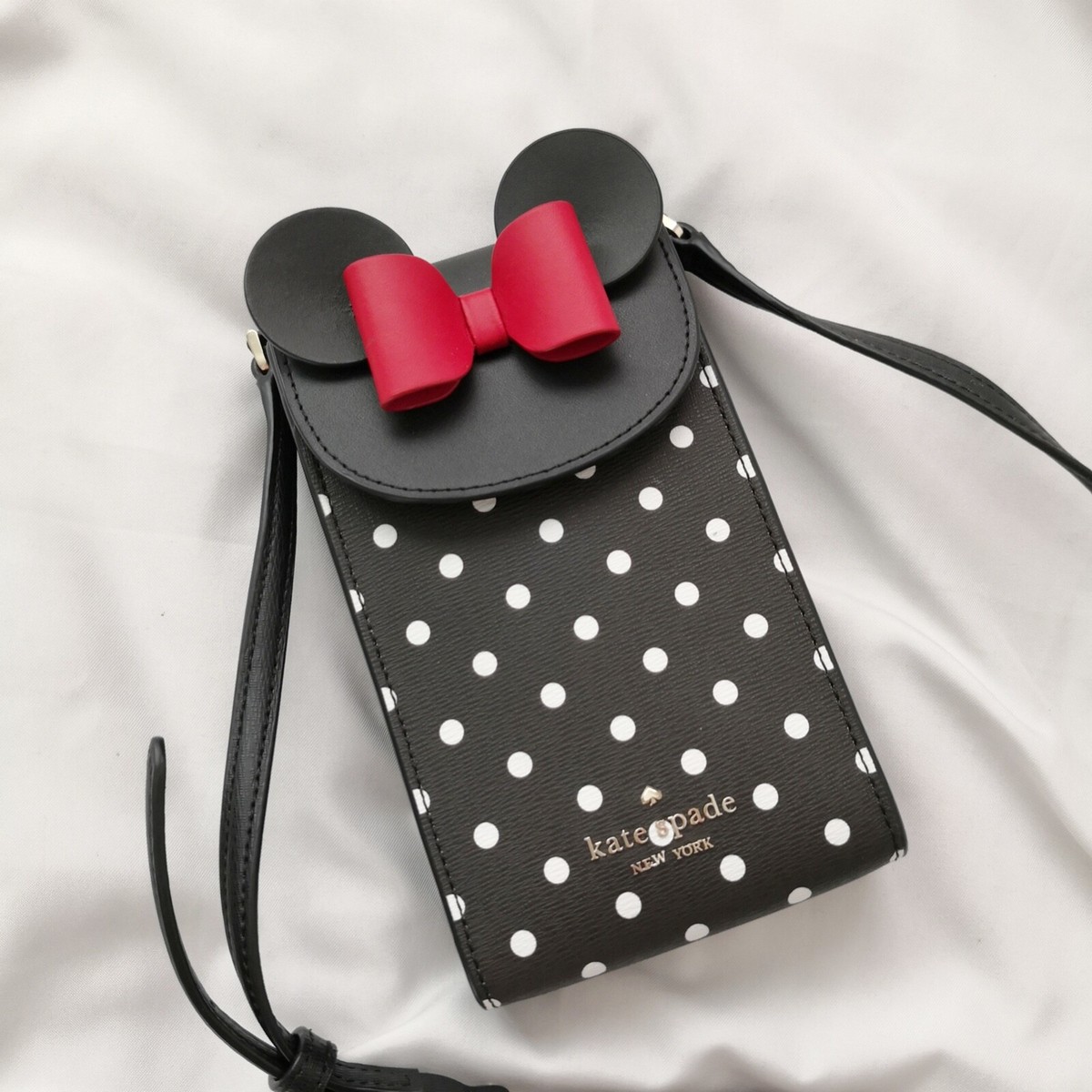 New Disney X Kate Spade Minnie Mouse North South Flap Phone