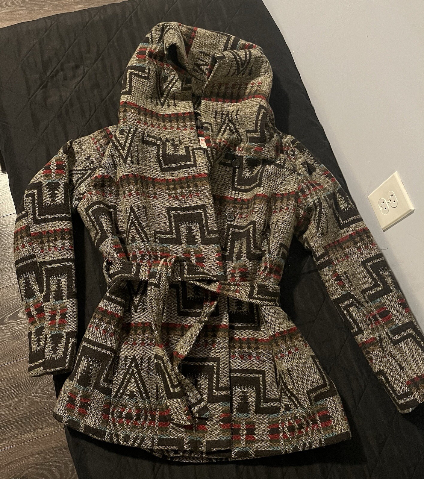 Woman’s Mossimo Jacket - image 2