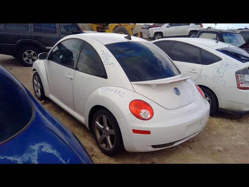 Pinza de freno de disco trasera derecha usada se adapta a: Volkswagen Beetle 2009 trasera de VIN 41 Foto 4 de 4
