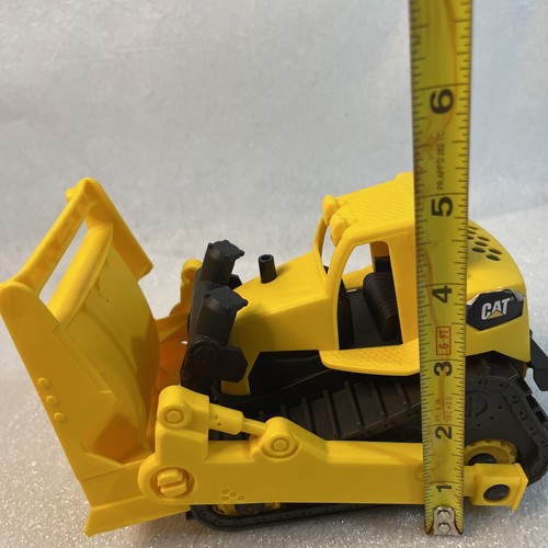 Cat Plastic Yellow Black Construction Vehicle Bulldozer Tractor - Picture 8 of 10