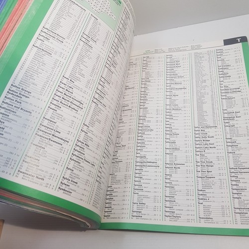 2000 RACV Vicroads Country Street Directory of Victoria 4th Edition - Picture 14 of 17