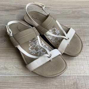 aetrex white sandals