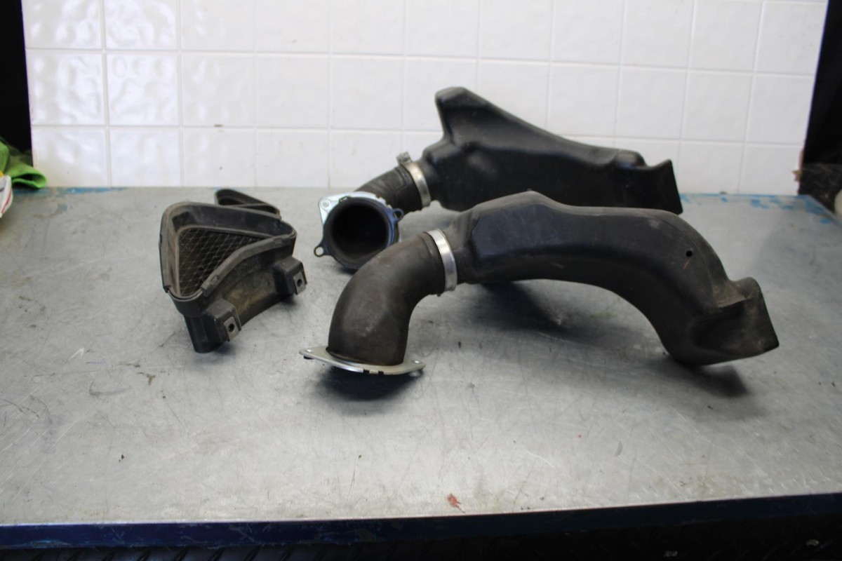 06-07 KAWASAKI NINJA ZX14R RIGHT LEFT AIR INTAKE DUCTS bb433 | eBay