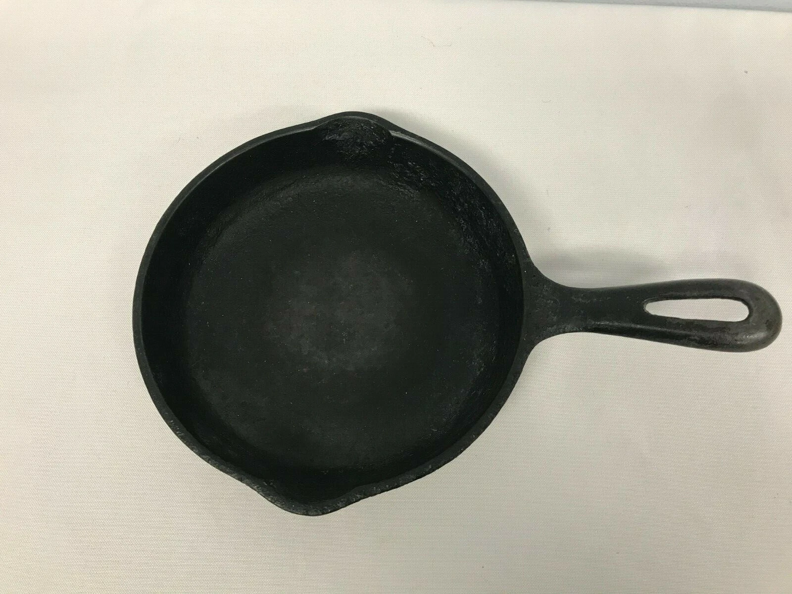 VINTAGE CAST IRON 6" SKILLET ~ MARKED WITH "W"
Opens in a new window or tab
